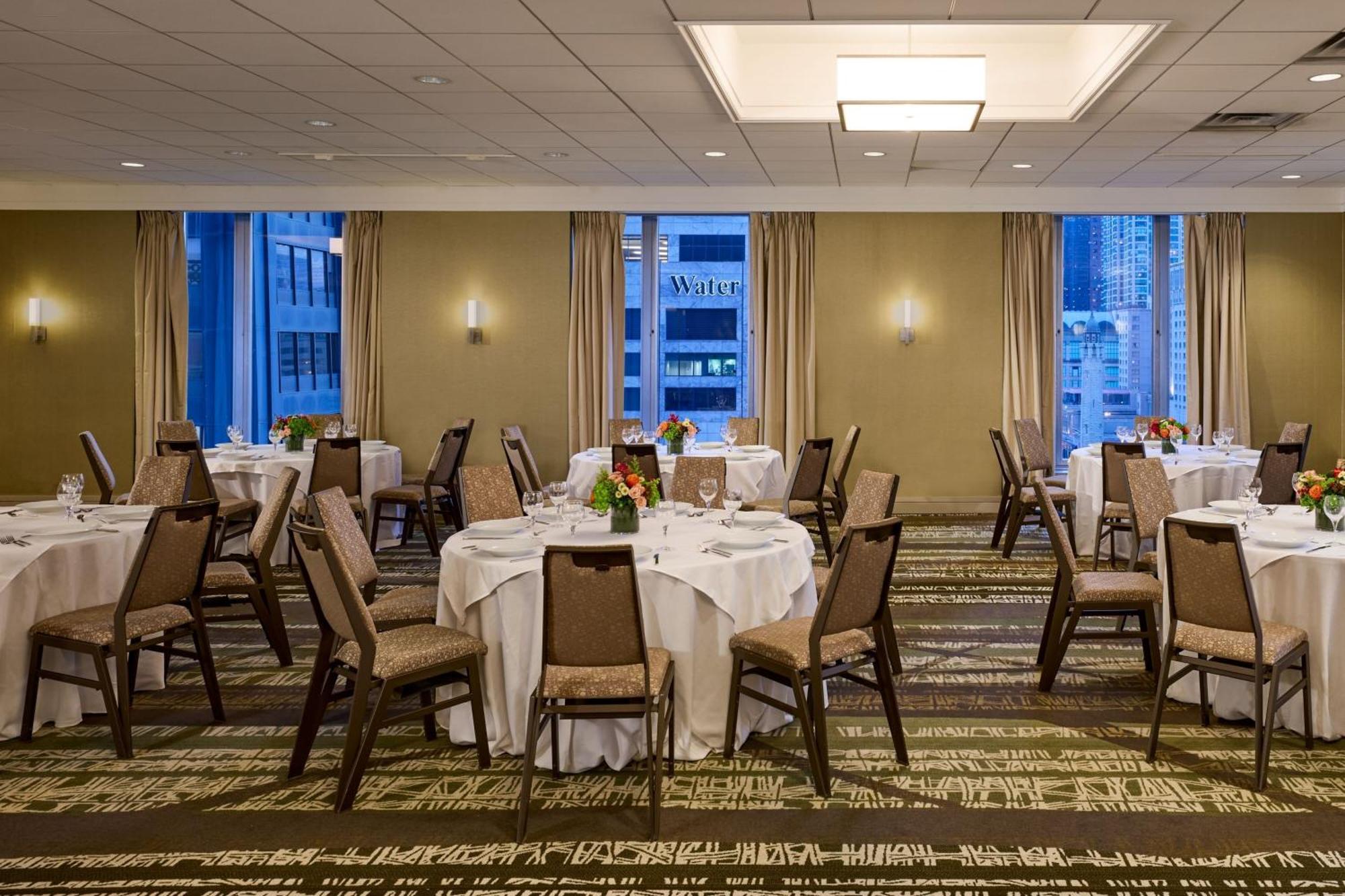 The Westin Michigan Avenue Chicago Hotel Екстериор снимка